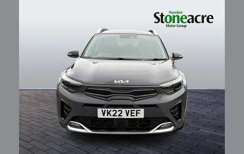 Used Kia Stonic GT-Line 117 HP (86 kW) 2022 Grey SUV