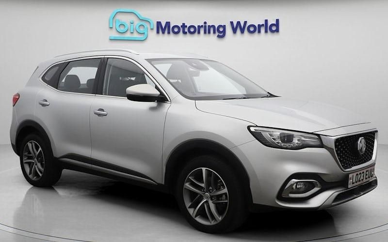 Used 2022 MG HS Excite SUV | £16,595 (Fair price) - Image 1/4