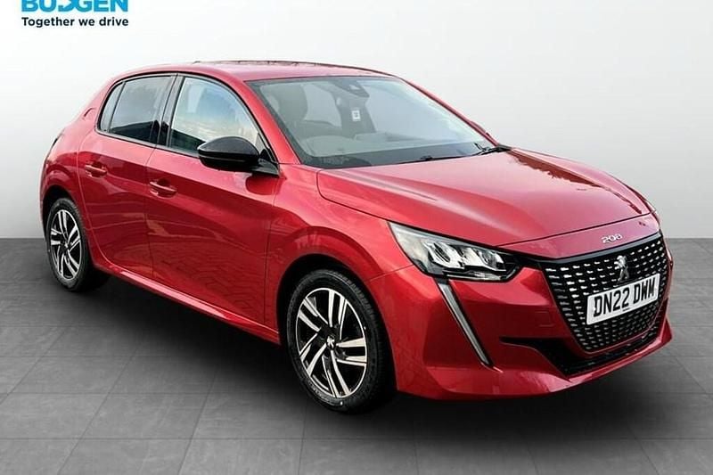 Used Peugeot 208 Allure Premium 129 HP (94 kW) 2022 Red Hatchback