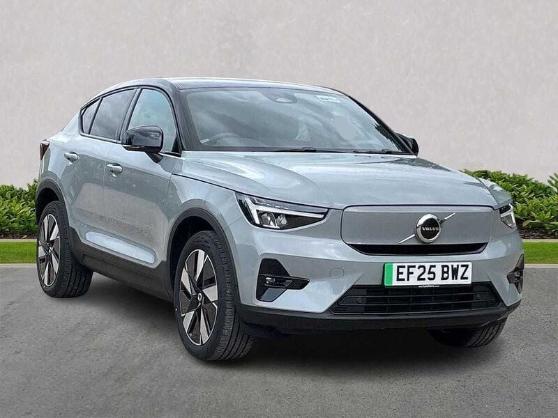 New 2025 Volvo EC40 Plus SUV | £44,599 (Fair price) - Image 1/4
