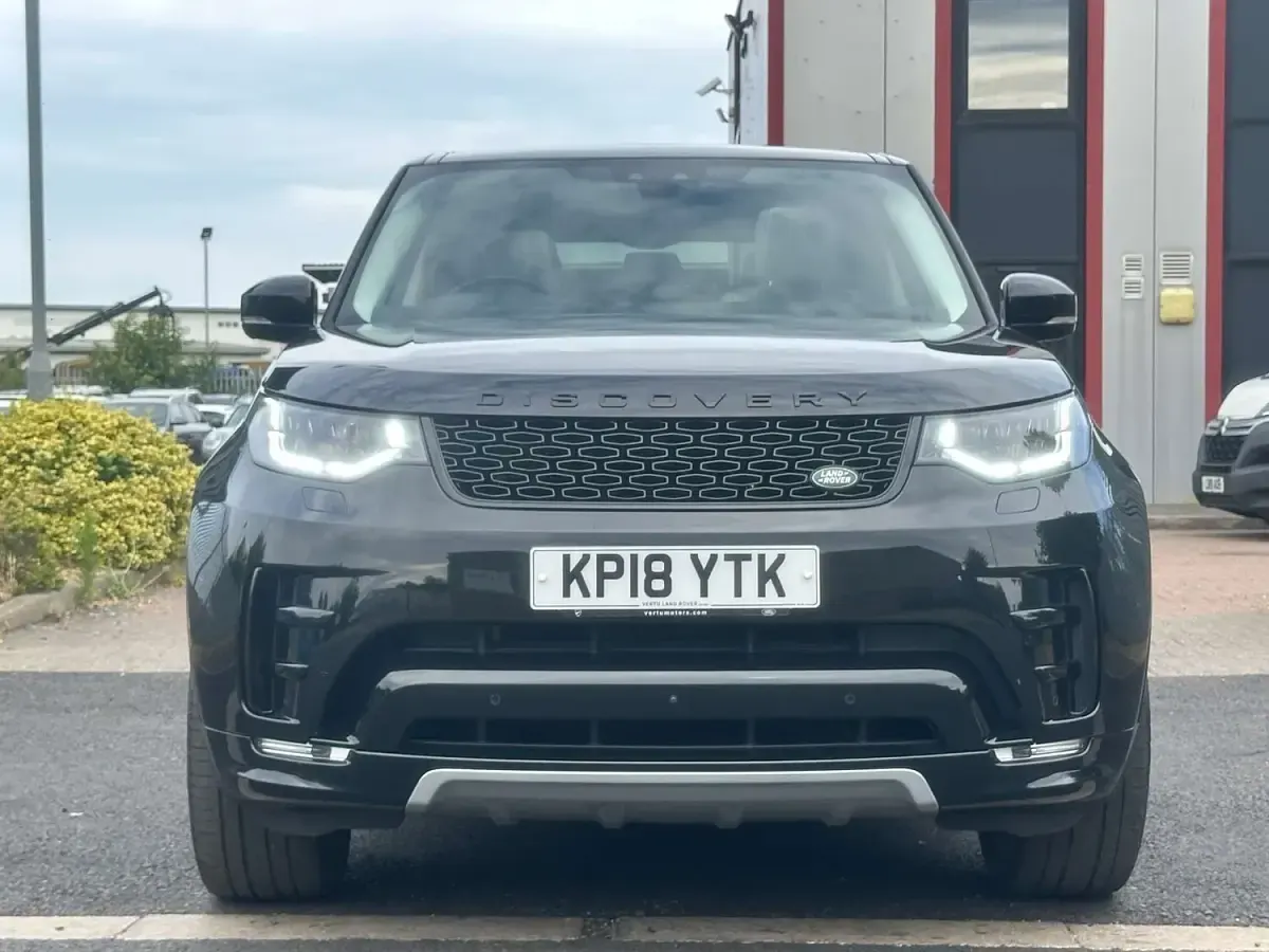Used Land Rover Discovery HSE Luxury 258 HP (189 kW) 2018 Black SUV
