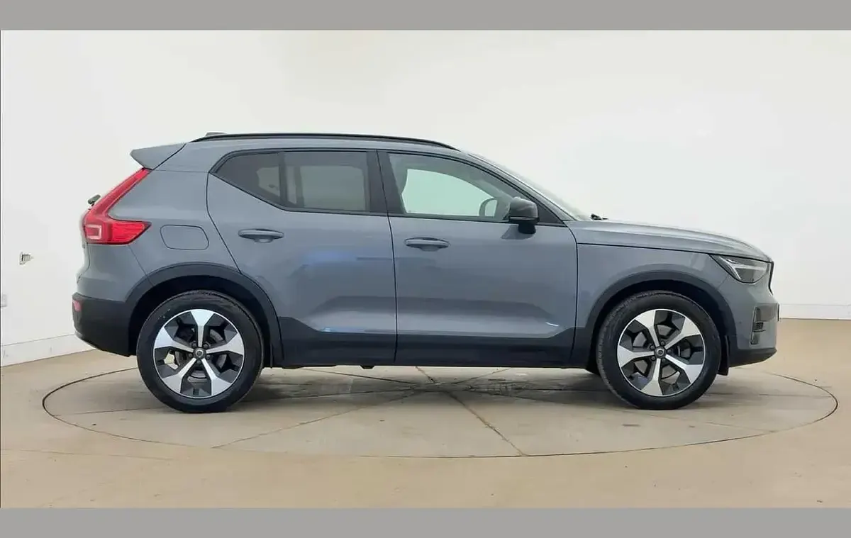 Used Volvo XC40 Ultimate 194 HP (142 kW) 2023 Grey SUV