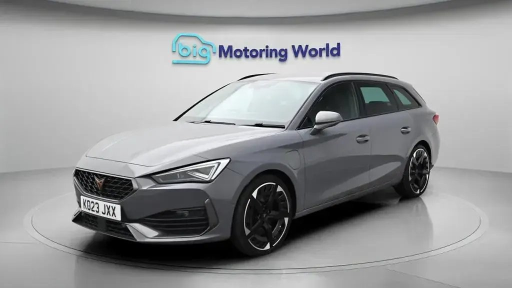 Used Cupra Leon VZ3 245 HP (180 kW) 2023 Grey Estate