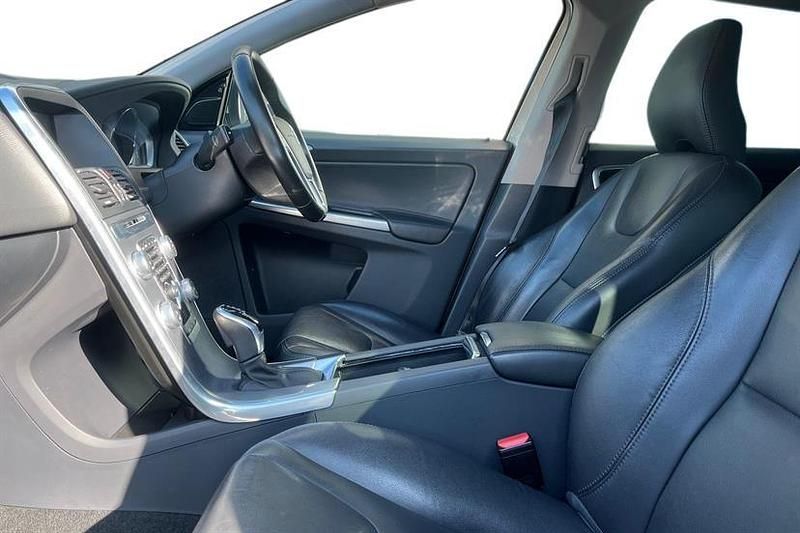 Used Volvo XC60 SE Lux 190 HP (139 kW) 2017 Other SUV