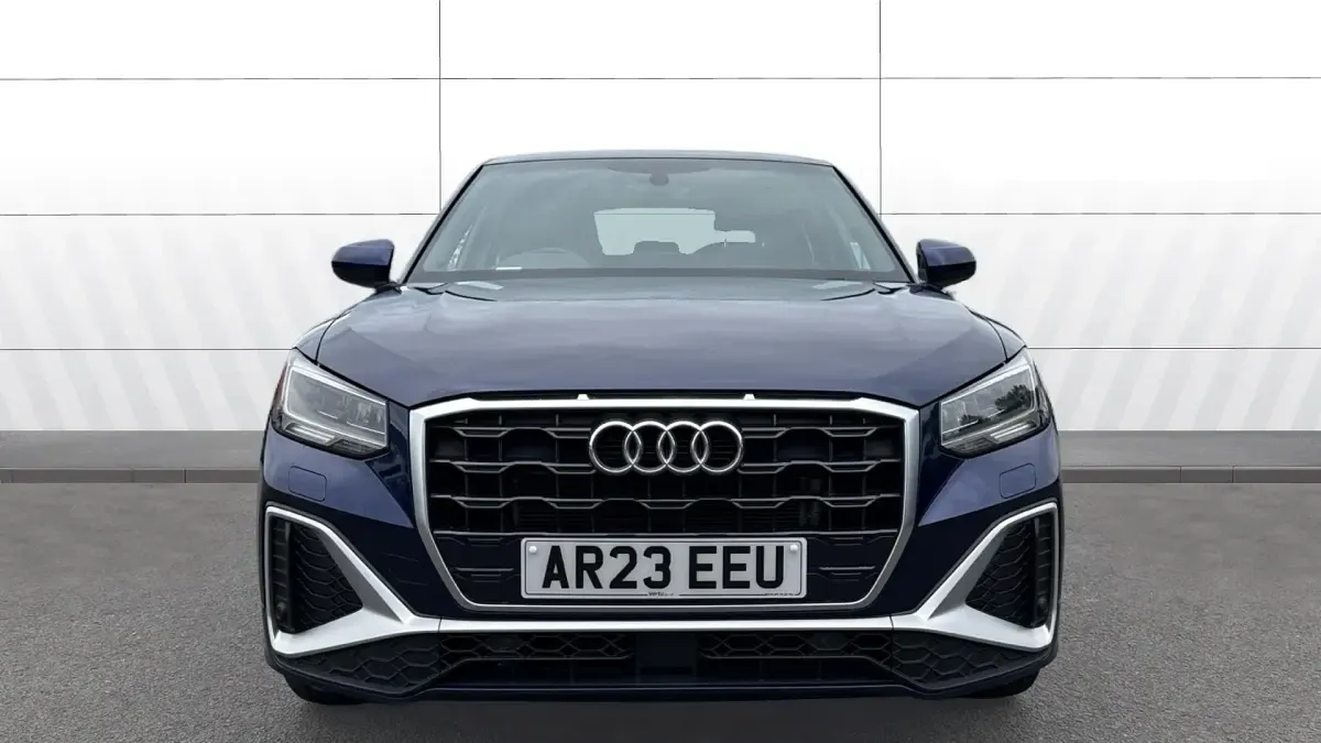 Used Audi Q2 Advanced 150 HP (110 kW) 2023 Blue SUV