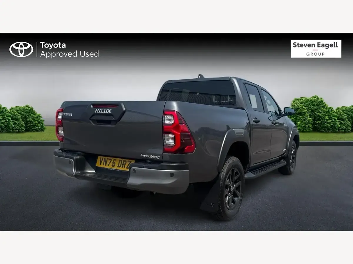 New Toyota HiLux 201 HP (147 kW) 2025 Grey Pickup