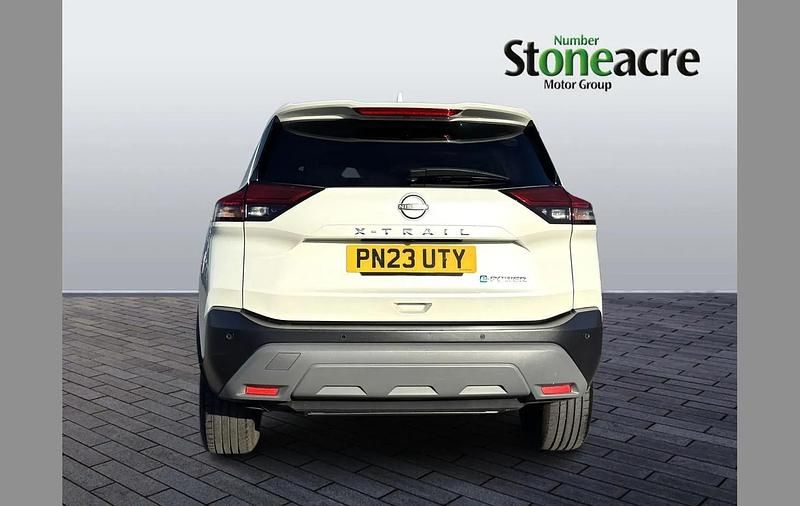 Used Nissan X-Trail N-Connecta 213 HP (156 kW) 2023 White SUV