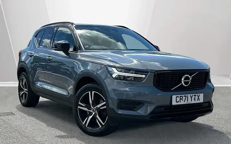 Used Volvo XC40 R-Design 197 HP (144 kW) 2021 SUV