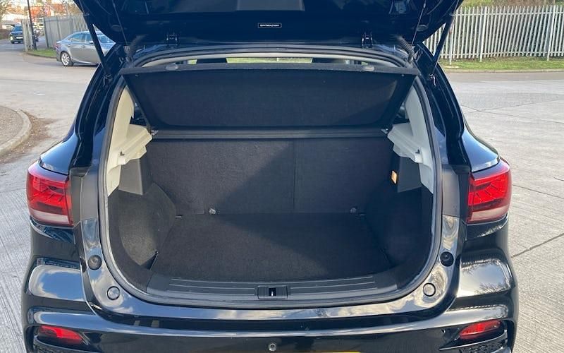 Used MG ZS Excite 106 HP (77 kW) 2024 SUV