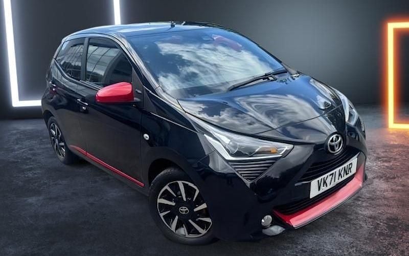 Used 2021 Toyota Aygo Trend Hatchback | £10,900 (Fair price) - Image 1/4