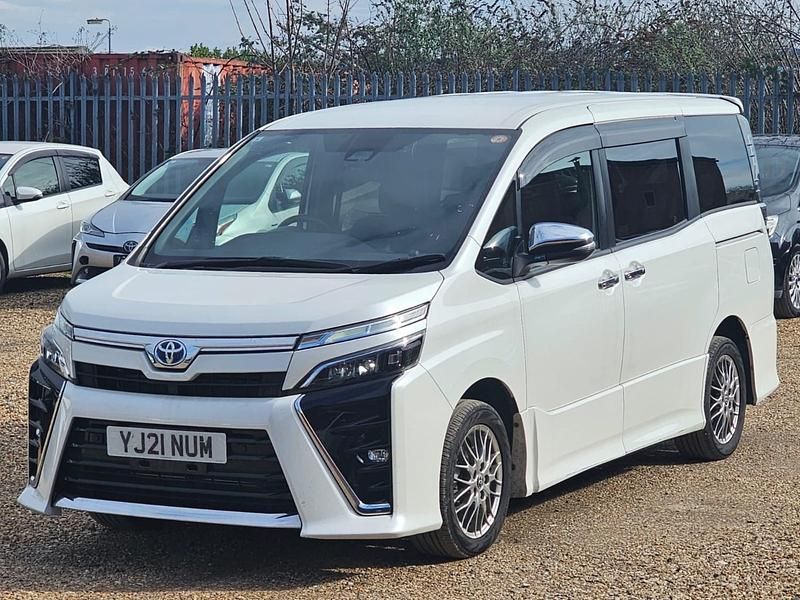 Used Toyota Voxy 2026 White MPV
