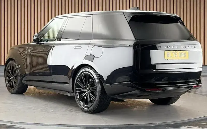 Used Land Rover Range Rover Autobiography 551 HP (405 kW) 2025 Black SUV