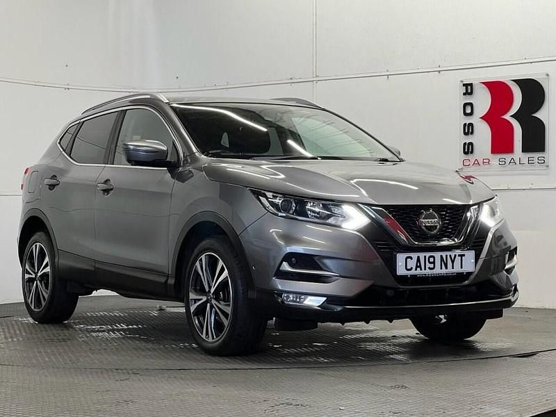 Used Nissan Qashqai N-Connecta 140 HP (102 kW) 2019 Grey SUV