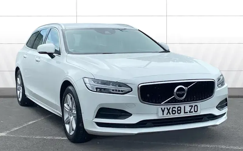 Used Volvo V90 Momentum 190 HP (139 kW) 2019 Estate