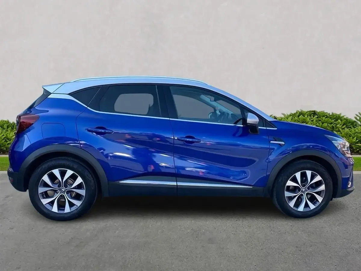 Second-hand Renault Captur Version S 130 CP (95 kW) 2020 Albastru SUV