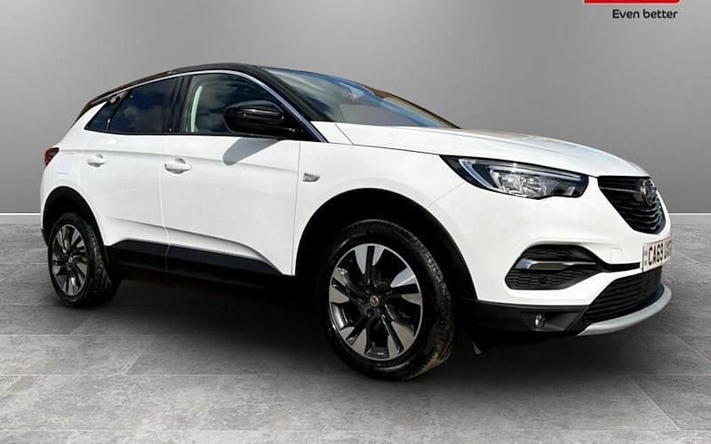 Used Vauxhall Grandland X SRi 131 HP (96 kW) 2021 SUV