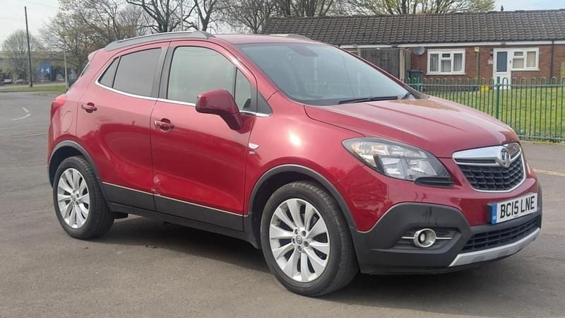 Used Vauxhall Mokka 115 HP (84 kW) 2015 Red SUV