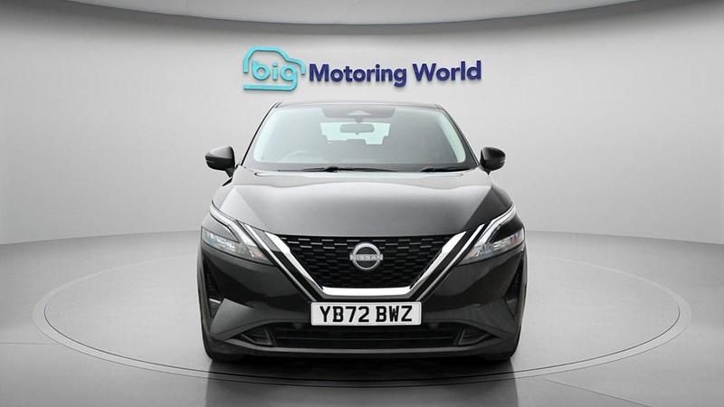 Used Nissan Qashqai Acenta Premium 140 HP (102 kW) 2023 Black SUV