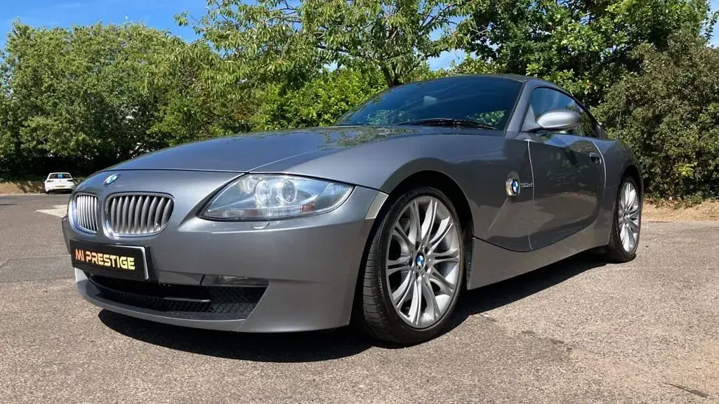 Used BMW Z4 Sport Line 265 HP (194 kW) 2006 Silber grey Coupe