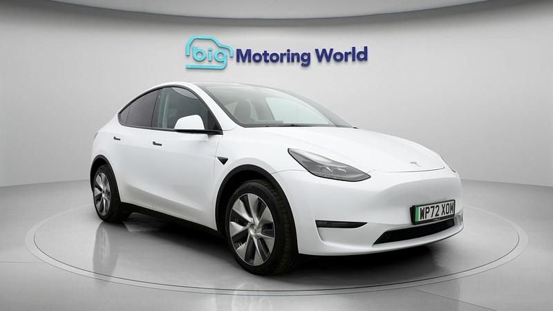 Used Tesla Model Y Long Range AWD 378 kW (514 HP) 2022 White SUV