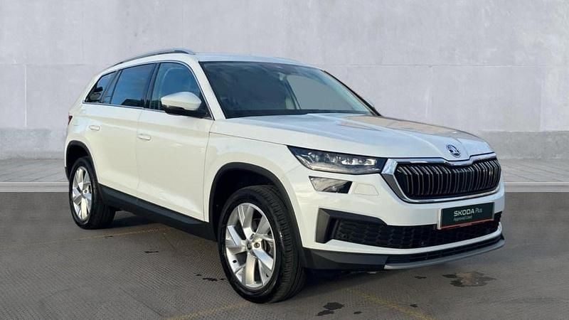 Used Skoda Kodiaq SE L Executive 150 HP (110 kW) 2024 Moon white SUV