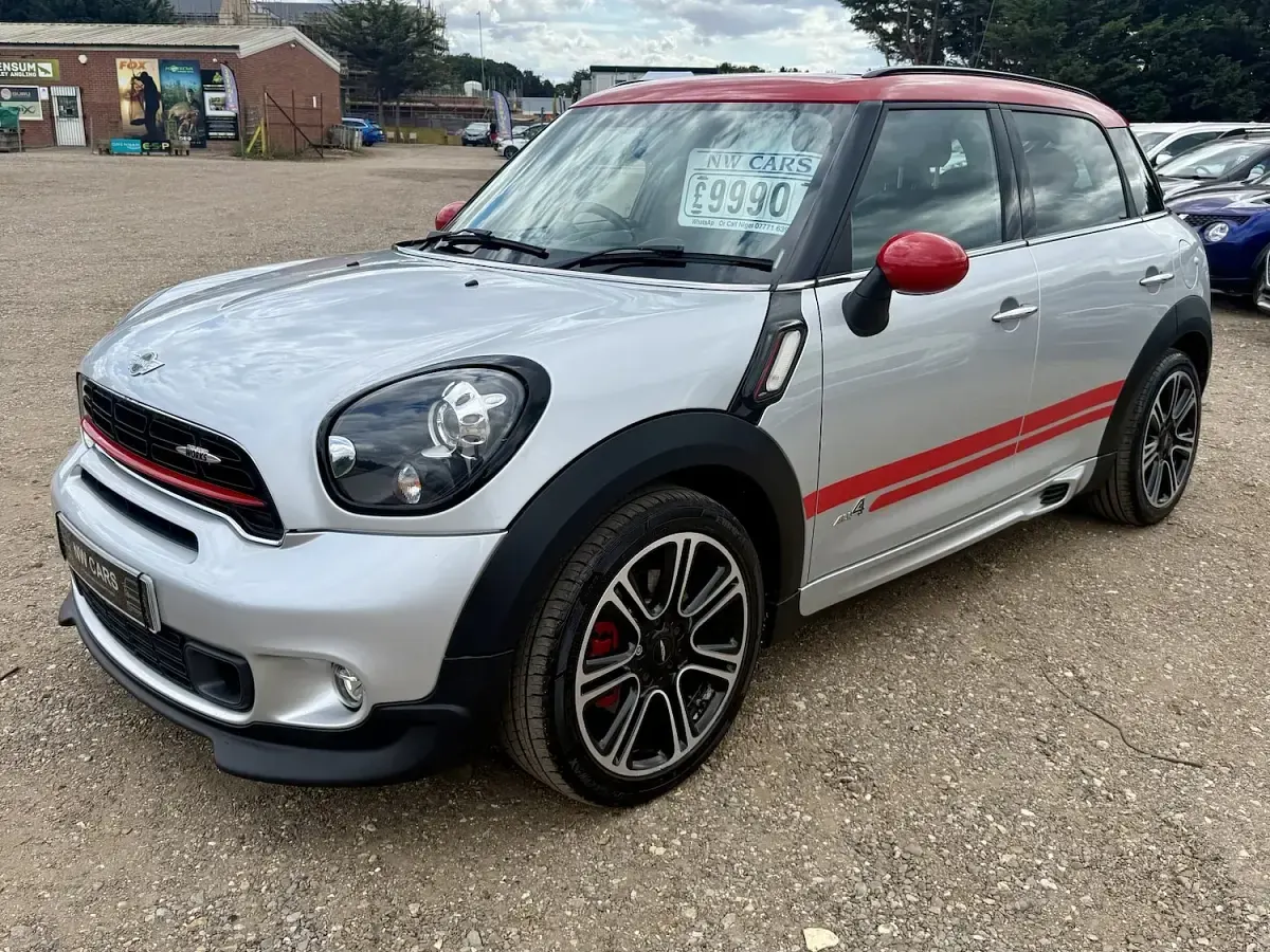 Used Mini John Cooper Works Countryman 215 HP (158 kW) 2015 Silver SUV