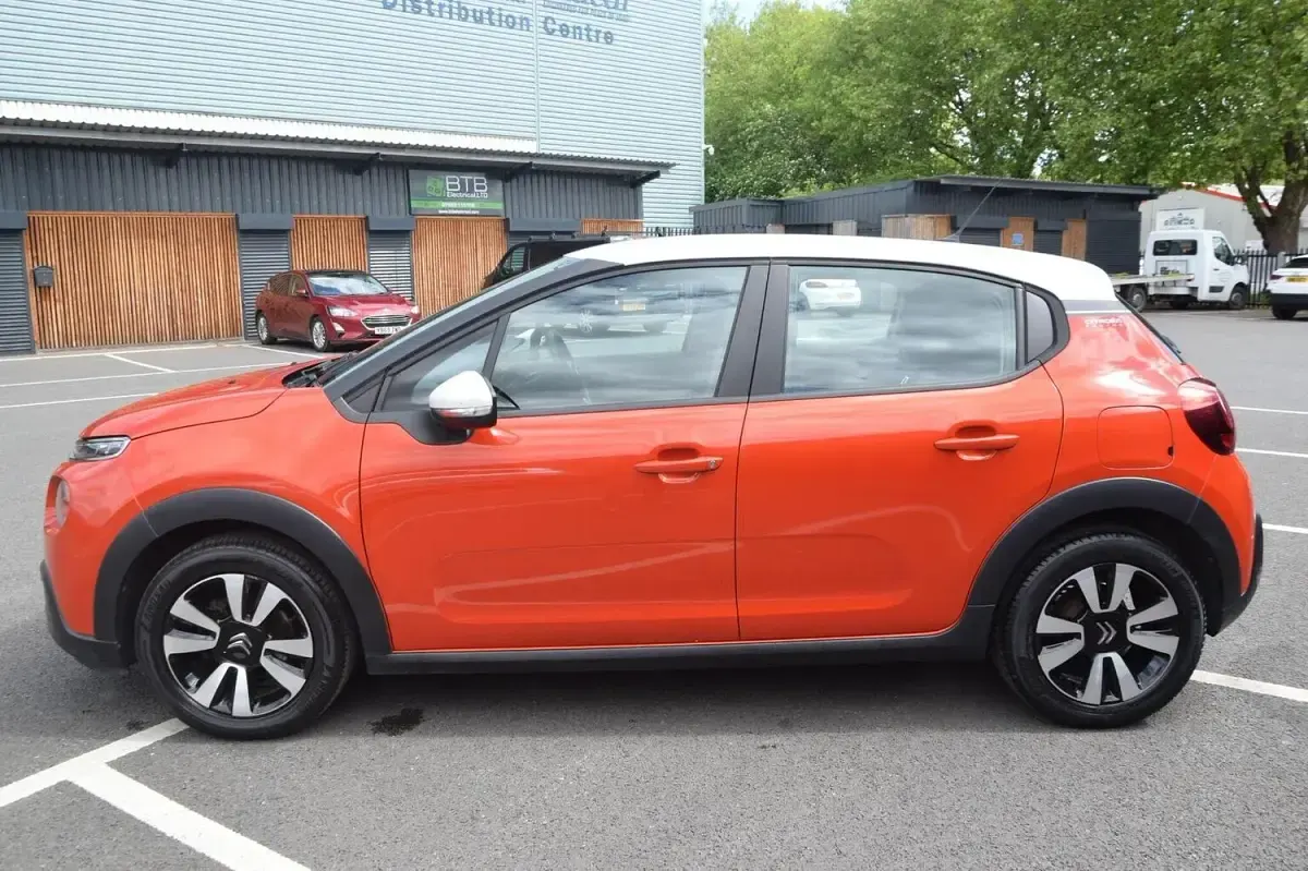 Begagnad Citroën C3 Feel 2017 Orange Halvkombi
