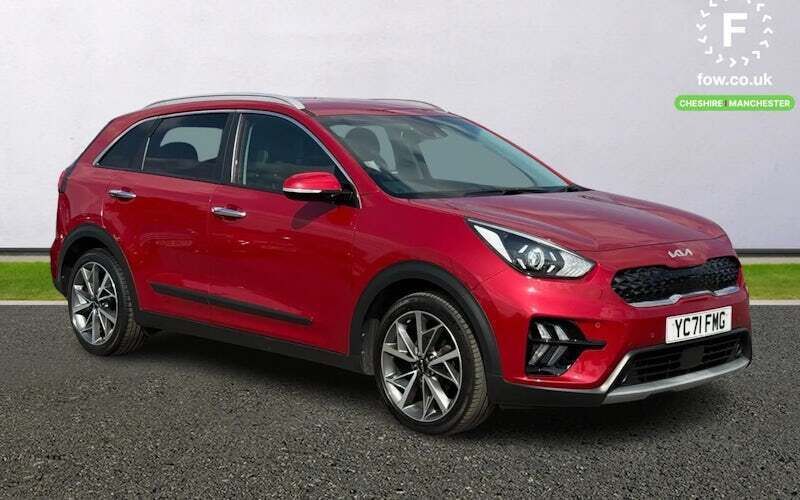 Red Used 2021 Kia Niro 3 SUV | £17,599 (Good price) - Image 1/4