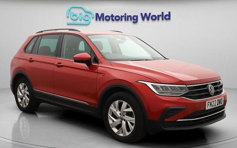 Used 2024 VW Tiguan Life SUV | £20,500 (Super price) - Image 1/4