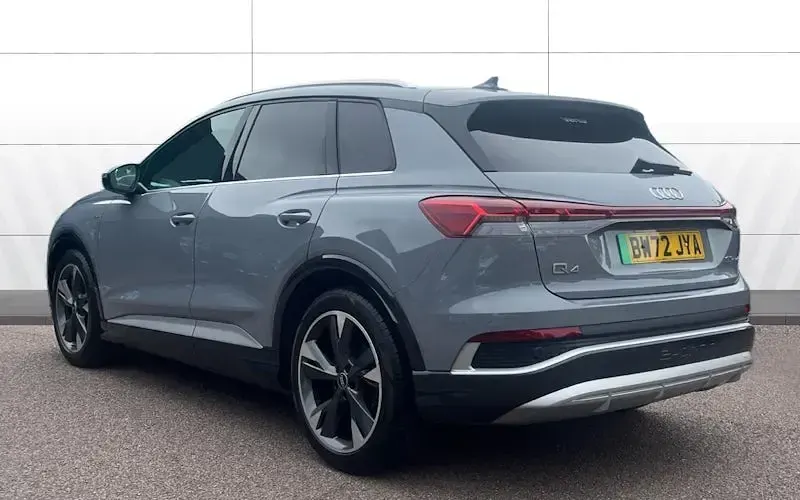 Used Audi Q4 e-tron S-Line 125 kW (170 HP) 2022 SUV