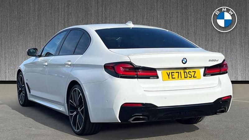 Used BMW 520 M Sport 187 HP (137 kW) 2021 White Sedan