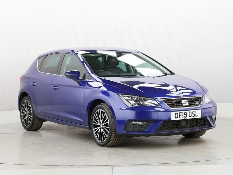 Used Seat Leon XCELLENCE Lux 190 HP (139 kW) 2019 Blue Hatchback