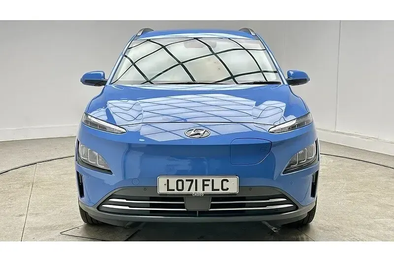 Used Hyundai Kona Premium 100 kW (136 HP) 2022 Surfy blue SUV