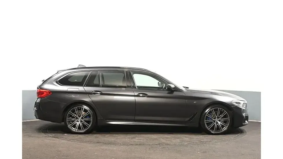 Used BMW 540 M Sport 335 HP (246 kW) 2018 Grey Estate