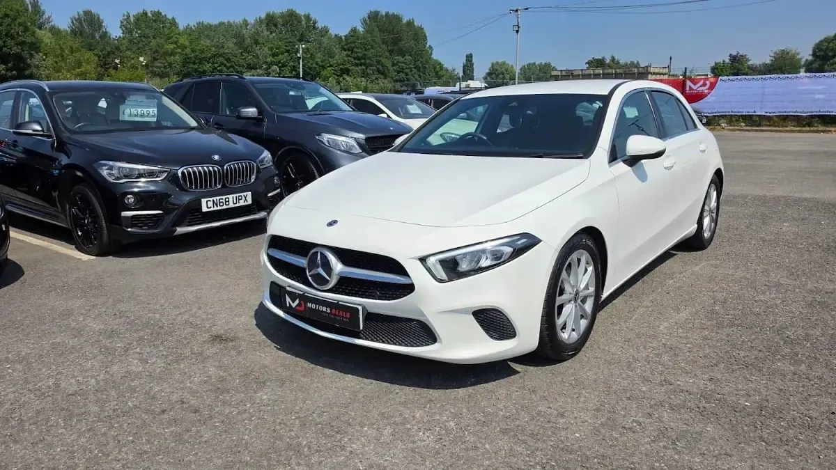 Used Mercedes A180 2019 White Hatchback