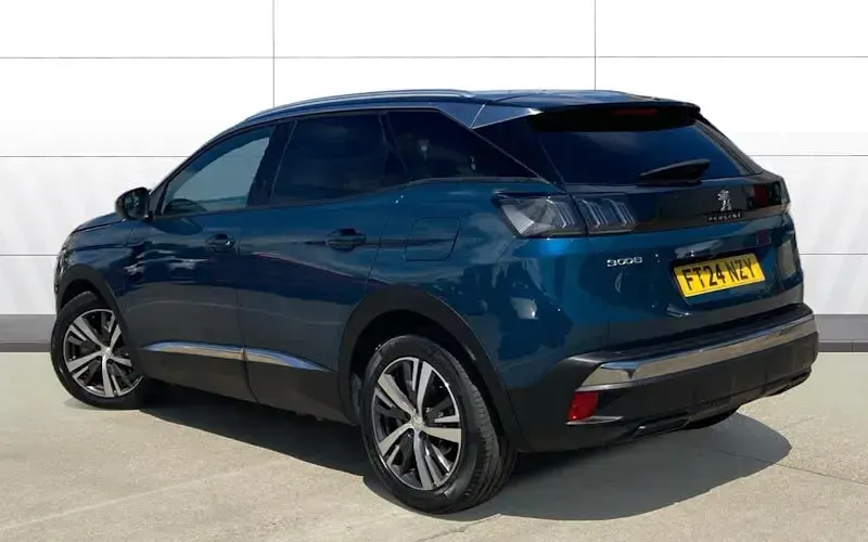 Used Peugeot 3008 Allure 179 HP (131 kW) 2024 Blue SUV