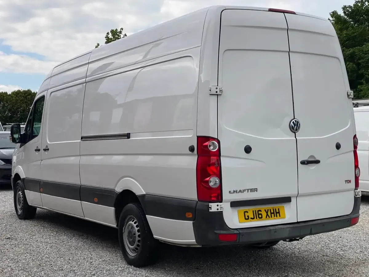 Usado VW Crafter 163 HP (119 kW) 2016 Branco Van
