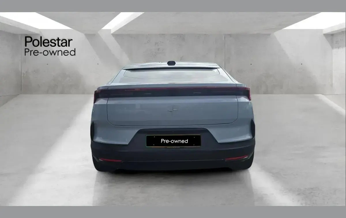 Begagnad Polestar 4 Plus 196 kW (267 HK) 2024 Silver SUV