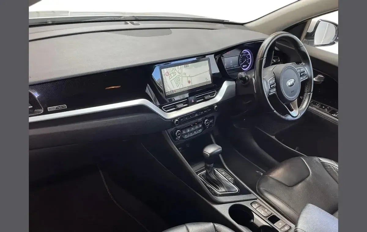 Used Kia Niro 141 HP (103 kW) 2020 Silver SUV
