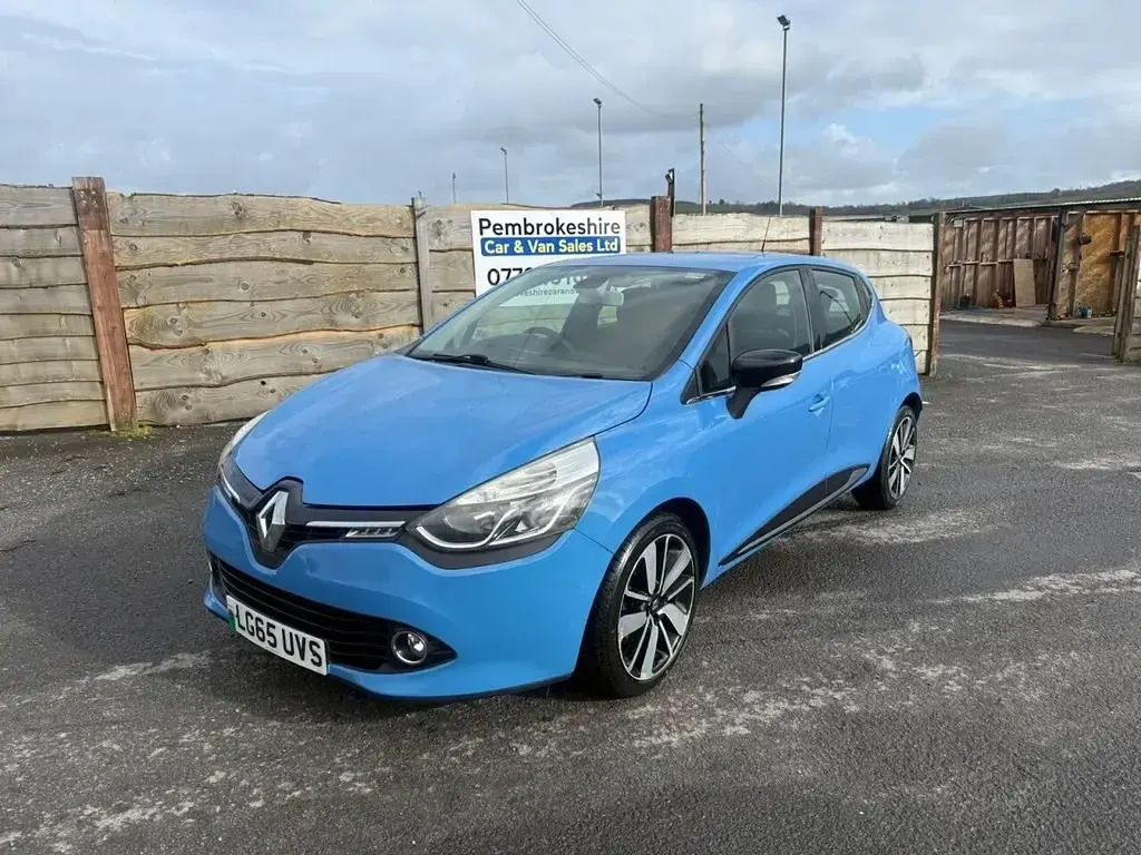 Used Renault Clio IV Dynamique 90 HP (66 kW) 2014 Blue Hatchback