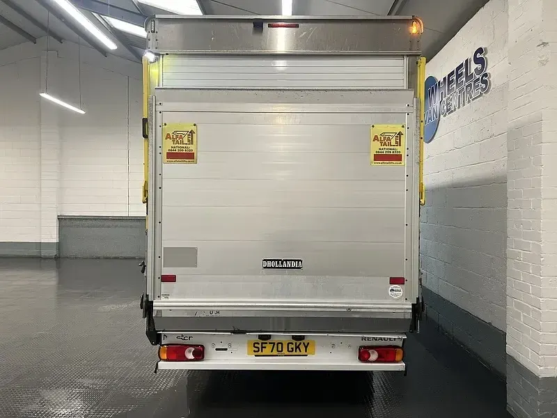 Used Renault Master Business 2020 White MPV