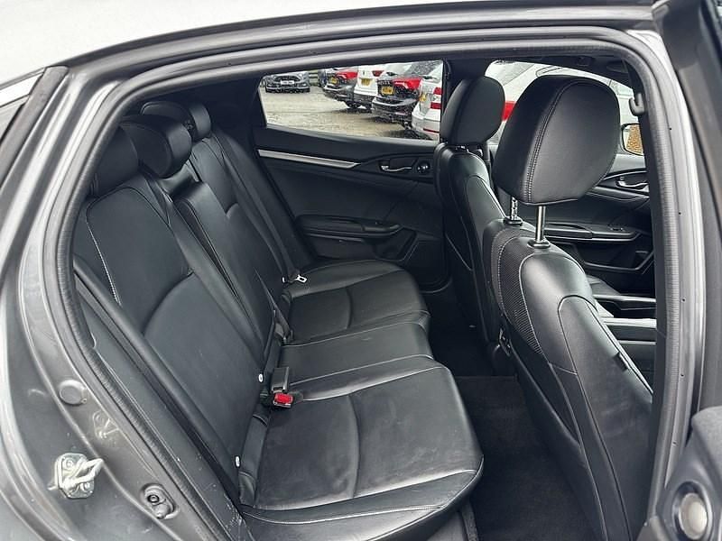 Used Honda Civic EX 118 HP (86 kW) 2020 Grey Hatchback