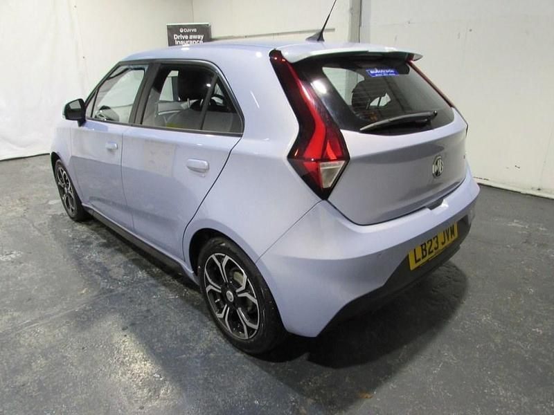 Used MG MG3 Exclusive 106 HP (77 kW) 2023 Silver Hatchback