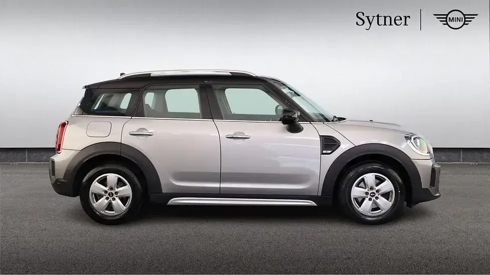 Used Mini Cooper Countryman Classic 134 HP (98 kW) 2022 Silver SUV