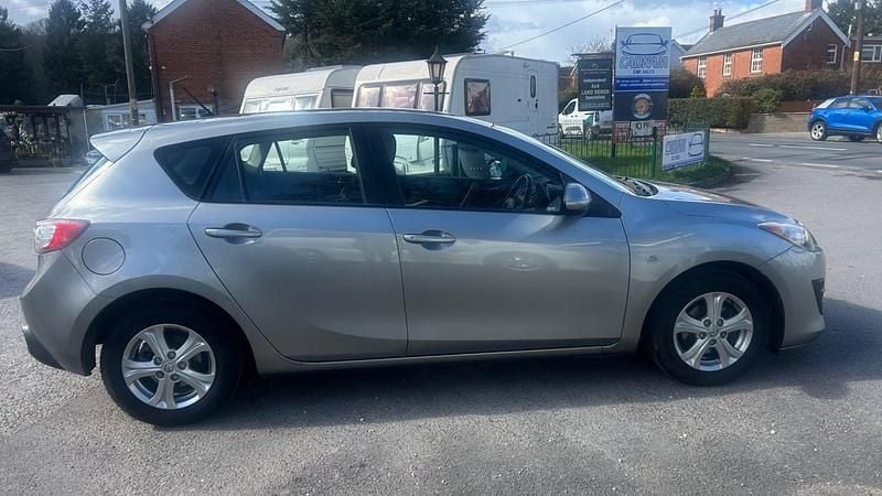 Used Mazda 3 105 HP (77 kW) 2010 Silver Hatchback