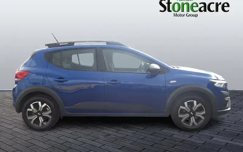 Used Dacia Sandero Journey 91 HP (66 kW) 2022 Blue Hatchback