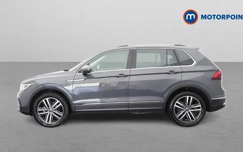 Used VW Tiguan Elegance 150 HP (110 kW) 2023 Grey SUV
