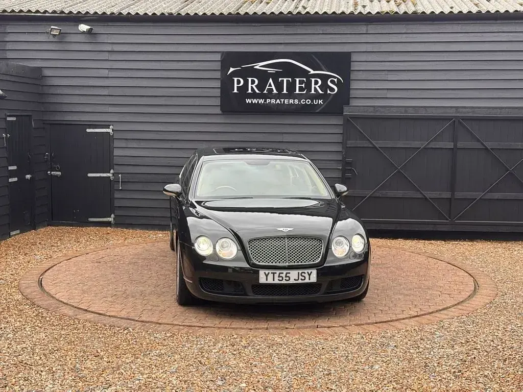 Used Bentley Continental Flying Spur 560 HP (411 kW) 2006 Green Sedan