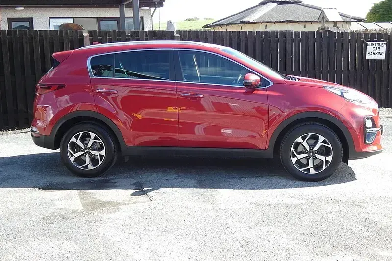 Used Kia Sportage 130 HP (95 kW) 2018 Red SUV