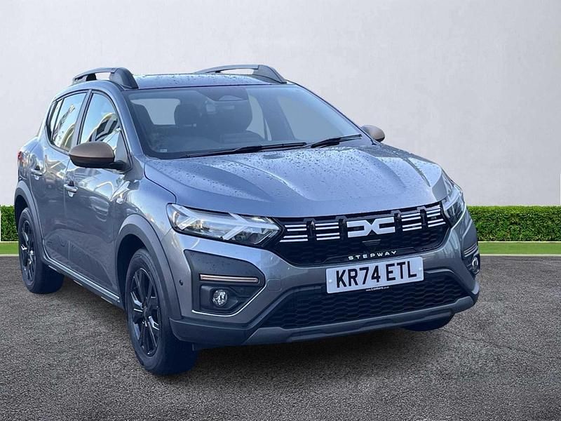 Grey Used 2024 Dacia Sandero Extreme Hatchback | £15,649 (Expensive) - Image 1/4